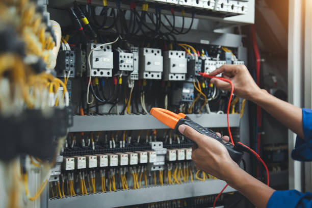 Best Circuit Breaker Repair  in Medford, MN